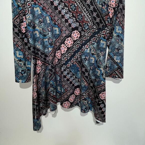 G Collection Women's Multicolor Geometric 3/4 Sleeve Asymmetrical Hem Top Large - Picture 6 of 11